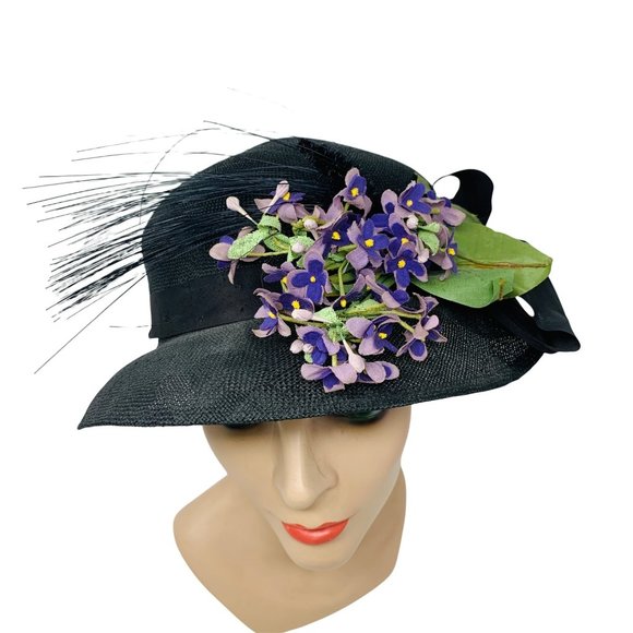 Vintage 1940s Purple Flower Hat Black Straw Cloche Macy\'s New York main image 15